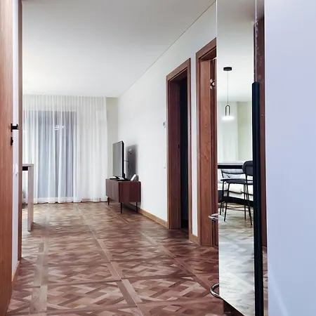 Апартаменты Luka Brown